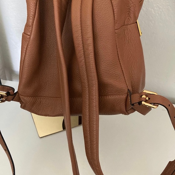 Moschino girly leather backpack *like new* - Picture 7 of 9